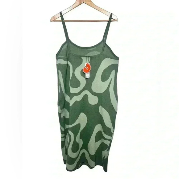 Knit Jersey U-neckline Contrasting Split Midi Dress - Picture 4 of 10